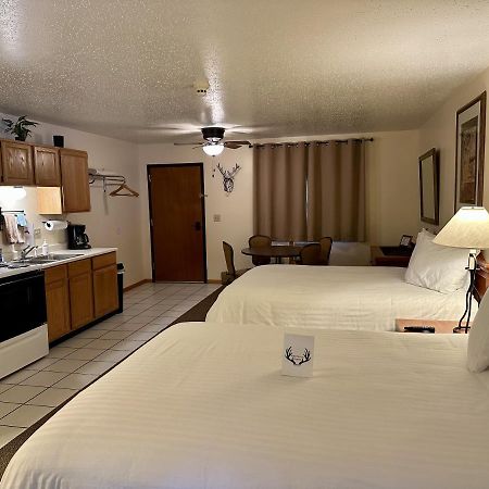 Whitetail Creek Resort Lead Eksteriør billede