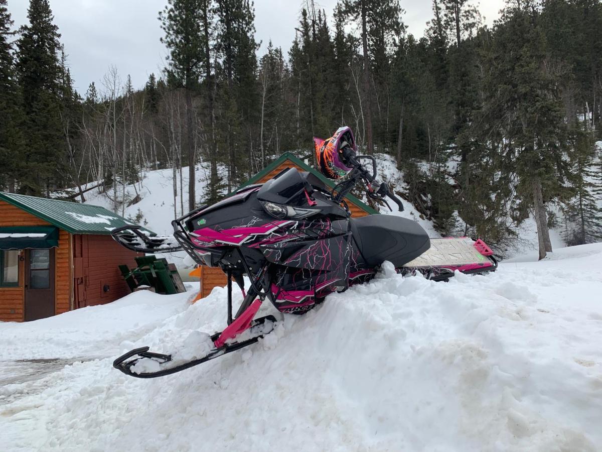 Whitetail Creek Resort Lead Eksteriør billede